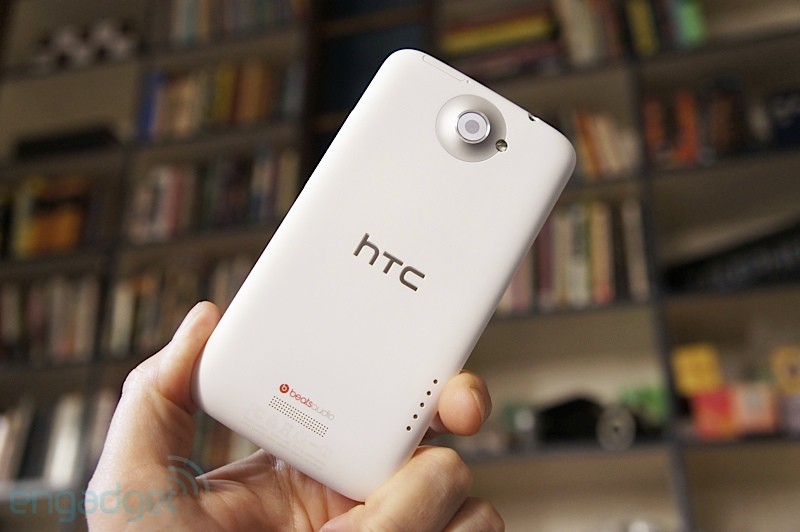 Обзор HTC One X