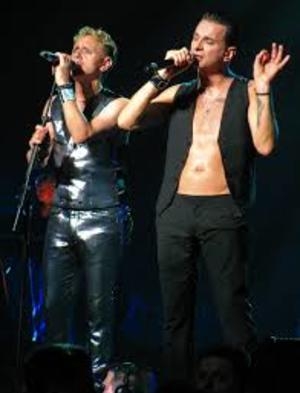 Солист Depeche Mode был госпитализирован